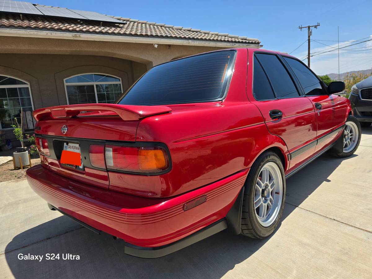 Nissan-sentra-1991-red-7