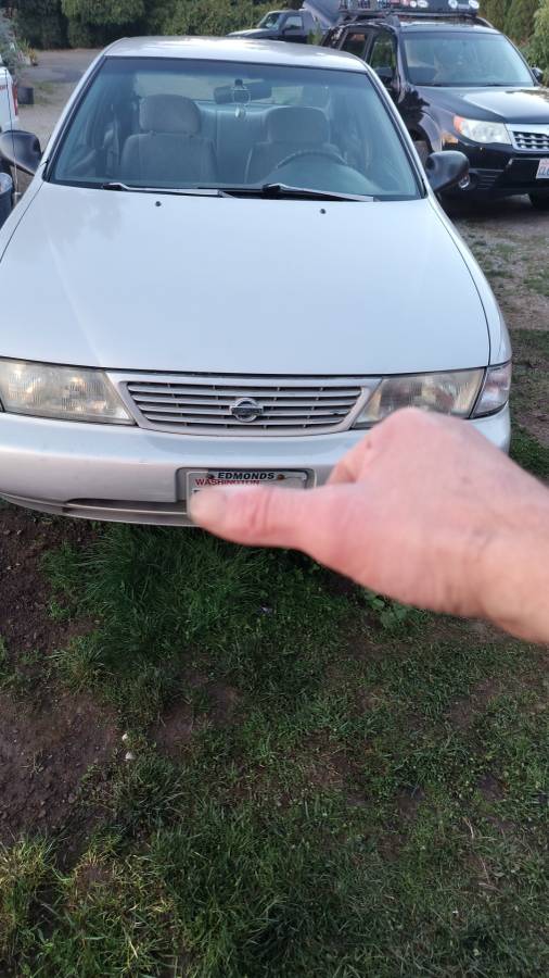 Nissan-sentra-gxe-1996-silver-2