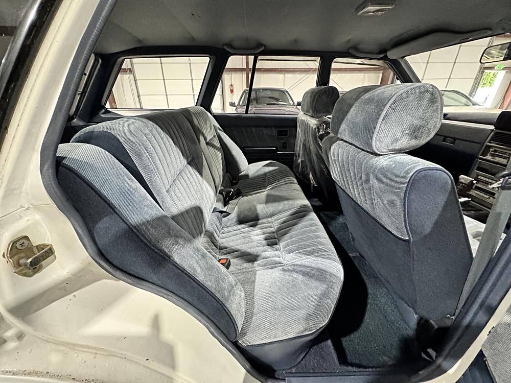Nissan-skyline-1986-custom-142