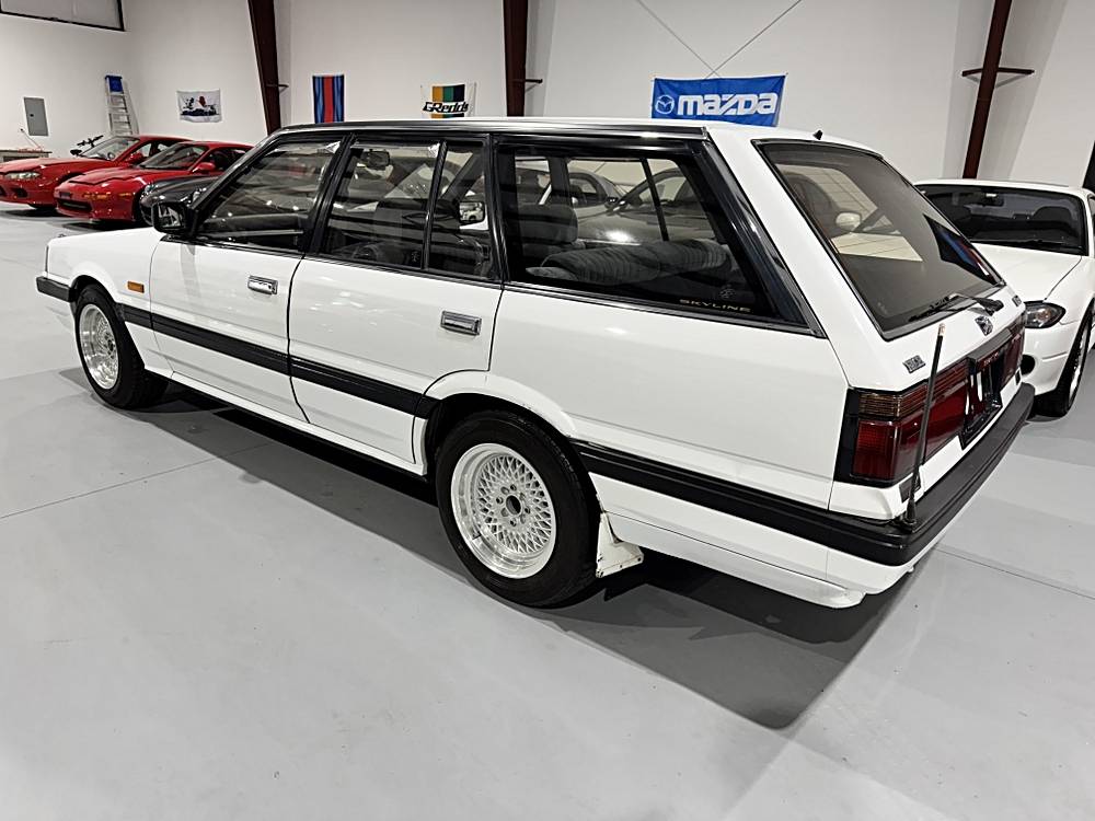 Nissan-skyline-1986-custom-231
