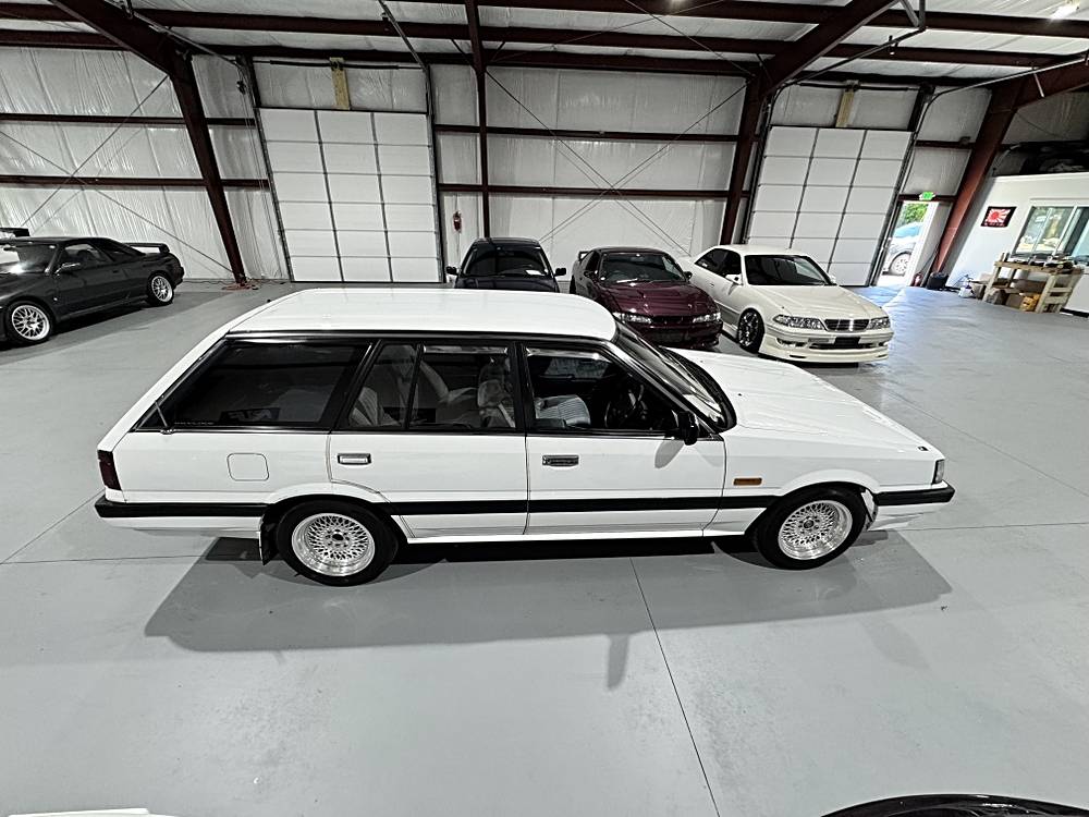 Nissan-skyline-1986-custom-47