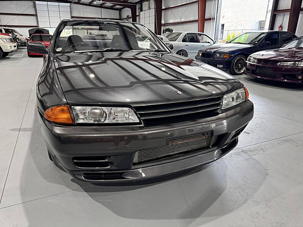 Nissan-skyline-1993-custom-11