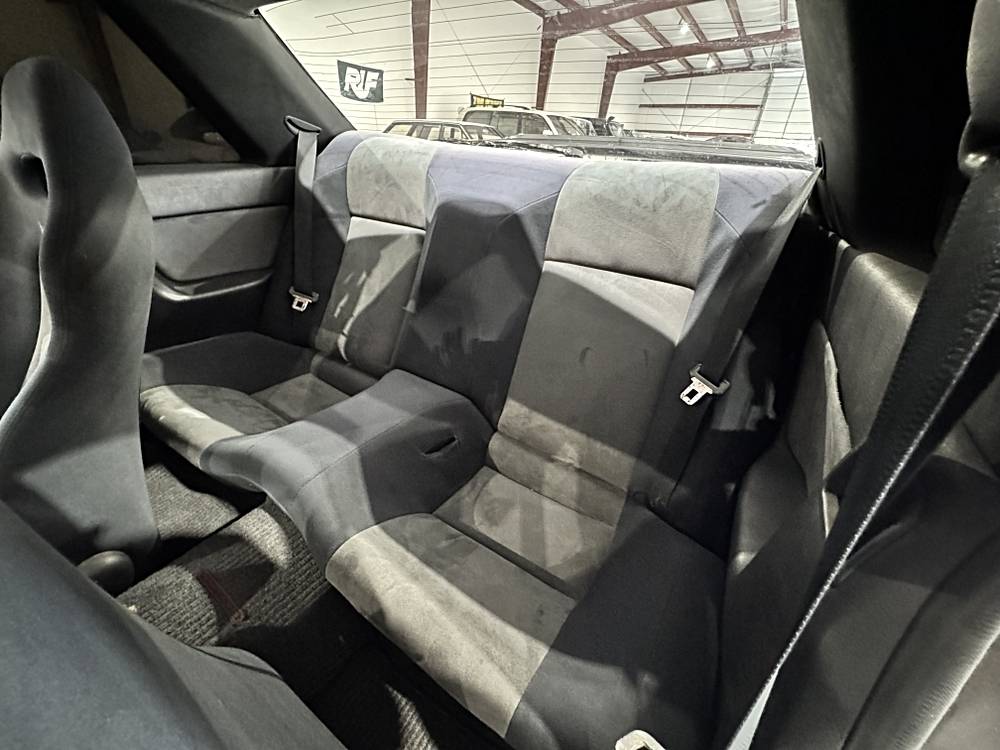 Nissan-skyline-1993-custom-18