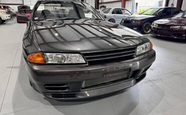 Nissan-skyline-1993-custom-36