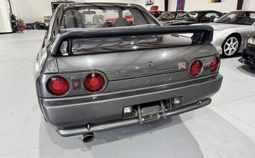 Nissan-skyline-1993-custom-55