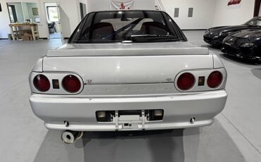 Nissan-skyline-1994-custom-78