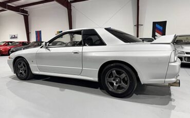 Nissan-skyline-1994-silver-30