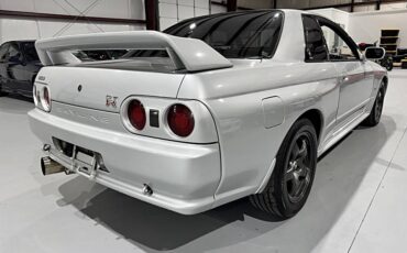 Nissan-skyline-1994-silver-55
