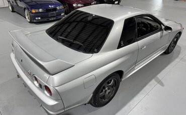 Nissan-skyline-1994-silver-6