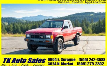 Nissan-truck-dlx-1986-red-10