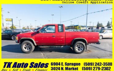 Nissan-truck-dlx-1986-red-6