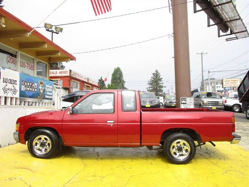 Nissan-truck-xe-1994-red-32
