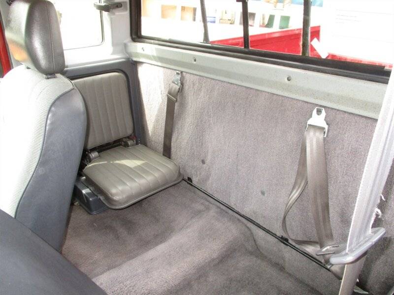 Nissan-truck-xe-1994-red-53