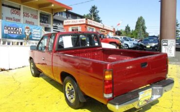 Nissan-truck-xe-1994-red-7