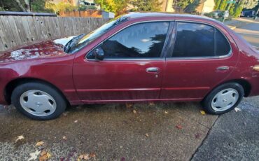 Nissian-altima-gxe-1995-red-2