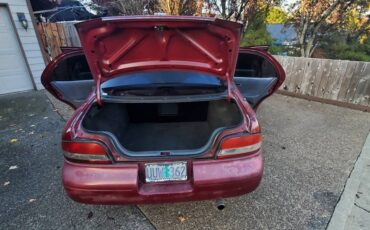 Nissian-altima-gxe-1995-red-7