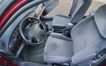 Nissian-altima-gxe-1995-red-8