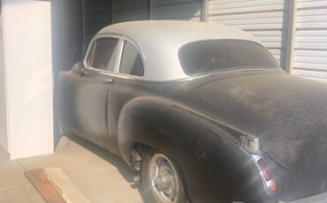 Olds-1950-grey-1