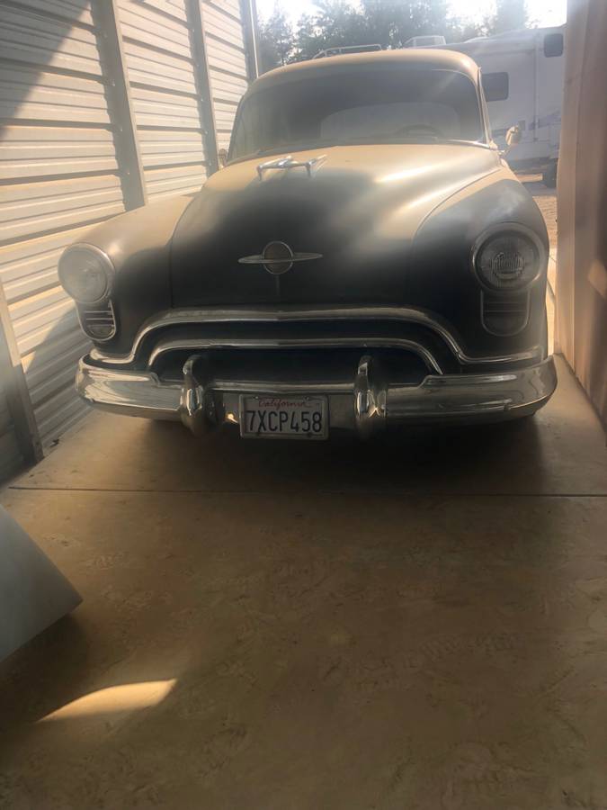 Olds-1950-grey