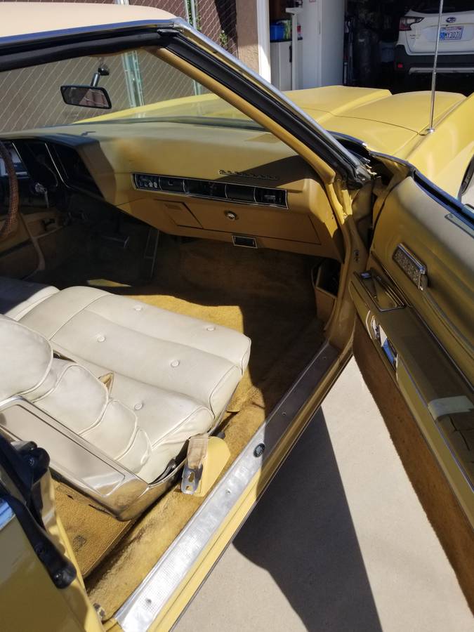 Olds-toronado-1973-yellow-10