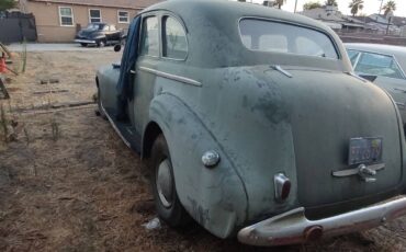 Oldsmobile-1940-green-5
