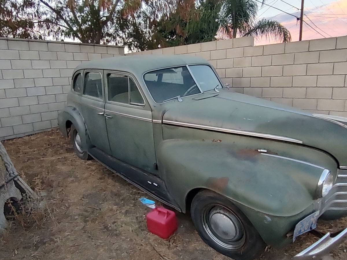 Oldsmobile-1940-green-6