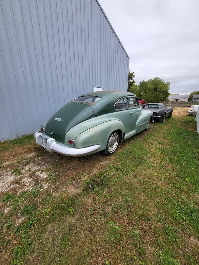 Oldsmobile-1946-green-1