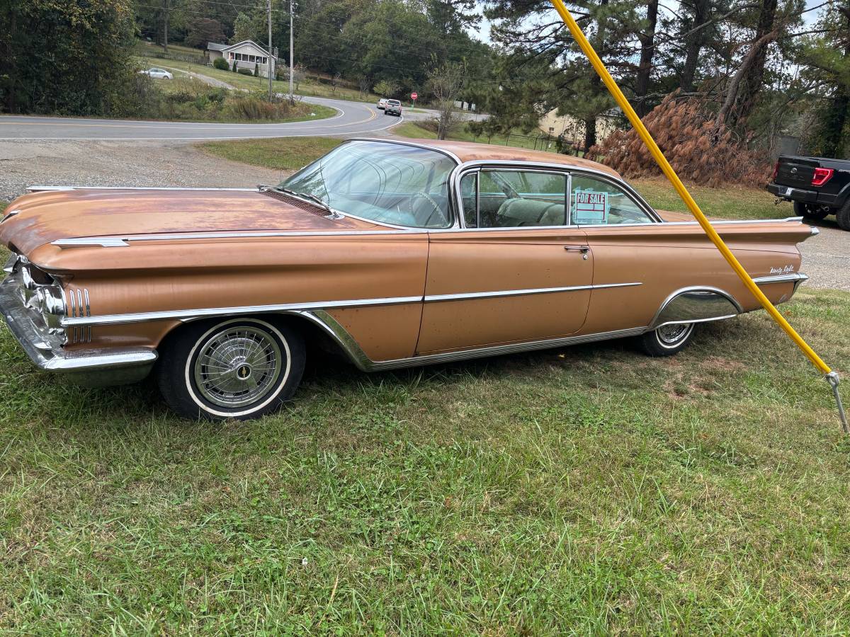 Oldsmobile-1959-custom-1