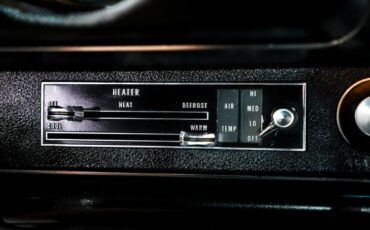 Oldsmobile-442-1968-Nocturne-Blue-Black-1