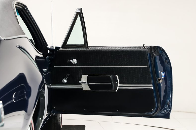 Oldsmobile-442-1968-Nocturne-Blue-Black-31