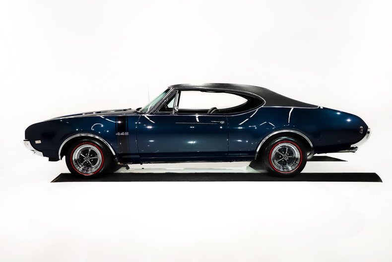 Oldsmobile-442-1968-Nocturne-Blue-Black-34
