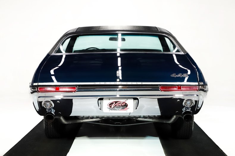 Oldsmobile-442-1968-Nocturne-Blue-Black-44