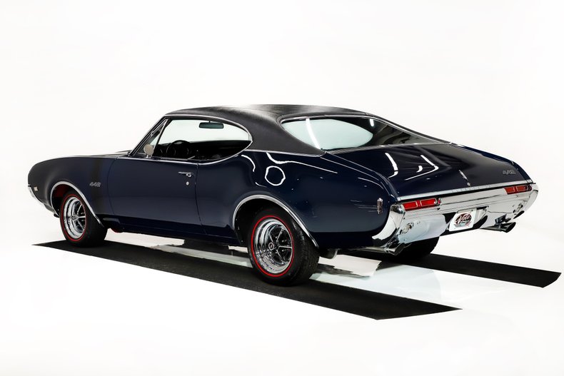 Oldsmobile-442-1968-Nocturne-Blue-Black-6