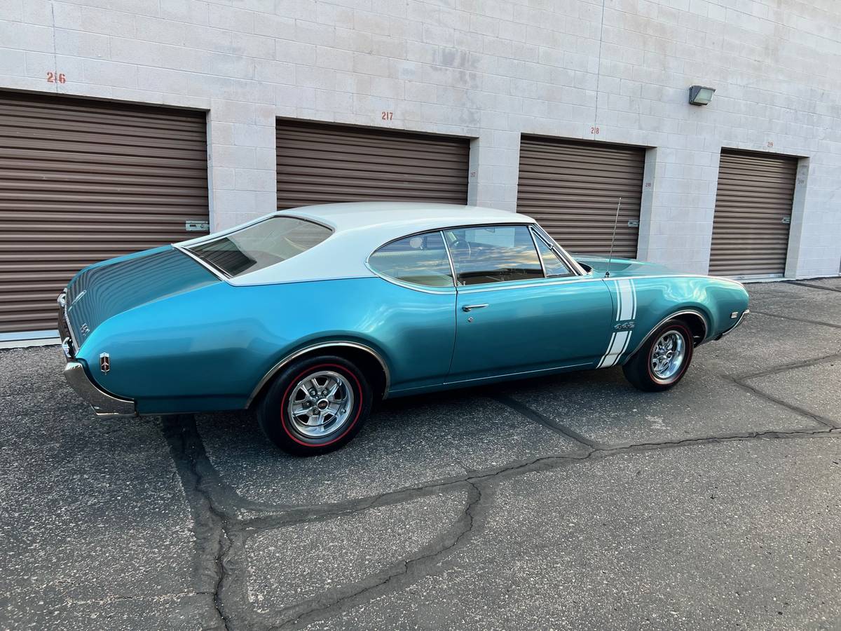 Oldsmobile-442-1968-blue
