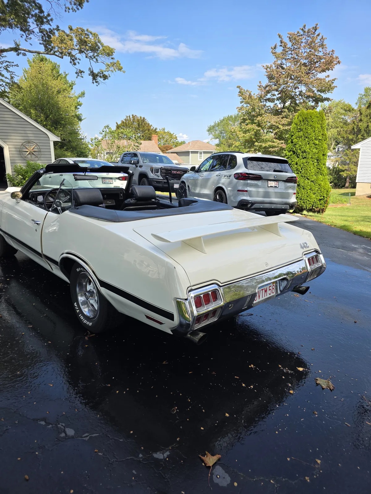 Oldsmobile-442-1972-White-Black-4
