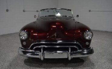 Oldsmobile-88-1948-Burgundy-White-Leather-12