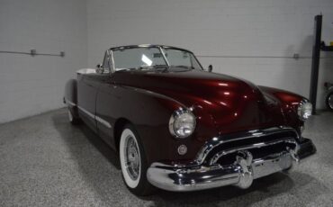 Oldsmobile-88-1948-Burgundy-White-Leather-3
