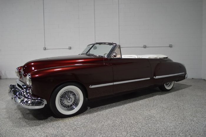 Oldsmobile-88-1948-Burgundy-White-Leather-5