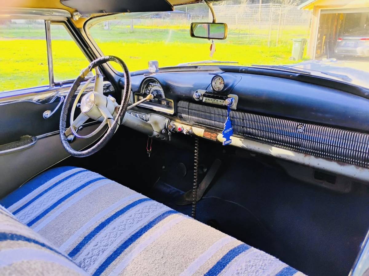 Oldsmobile-88-1952-1