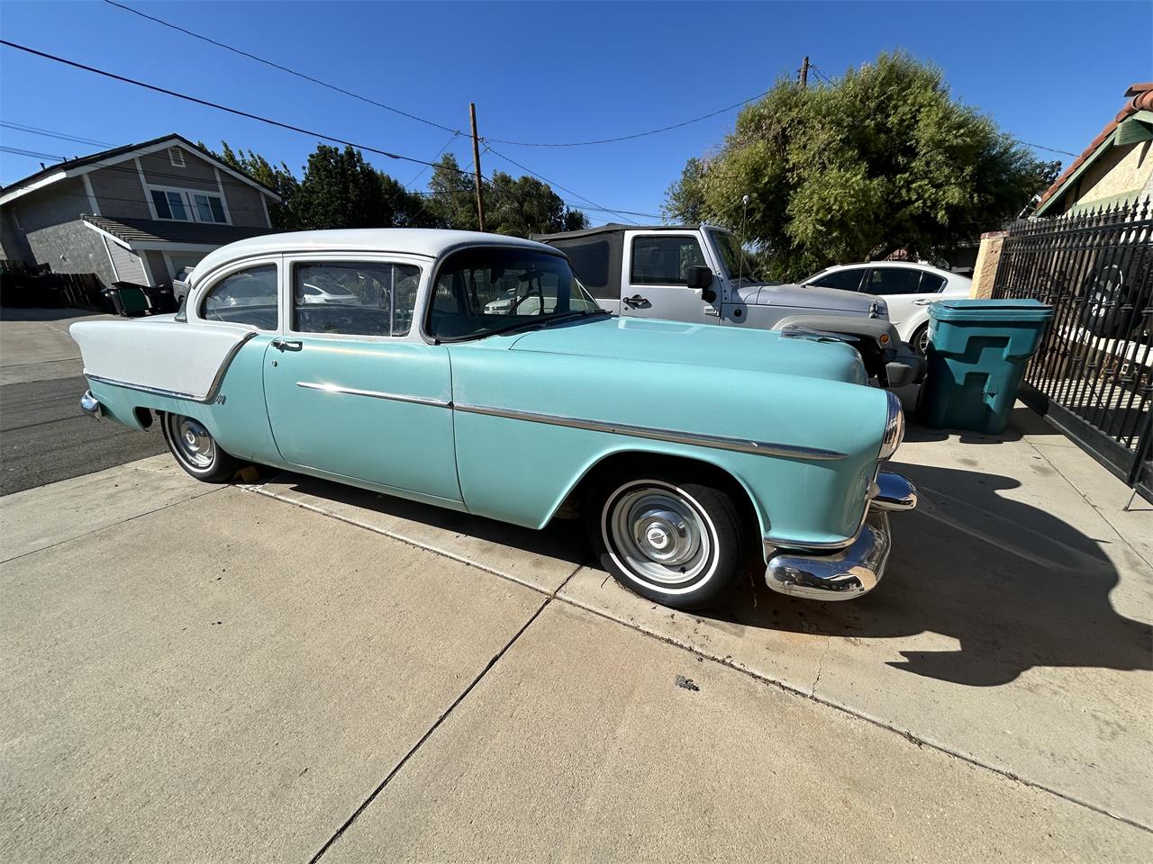Oldsmobile-88-1954-Whiteblue-Used-11
