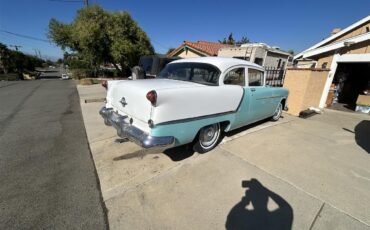 Oldsmobile-88-1954-Whiteblue-Used-3