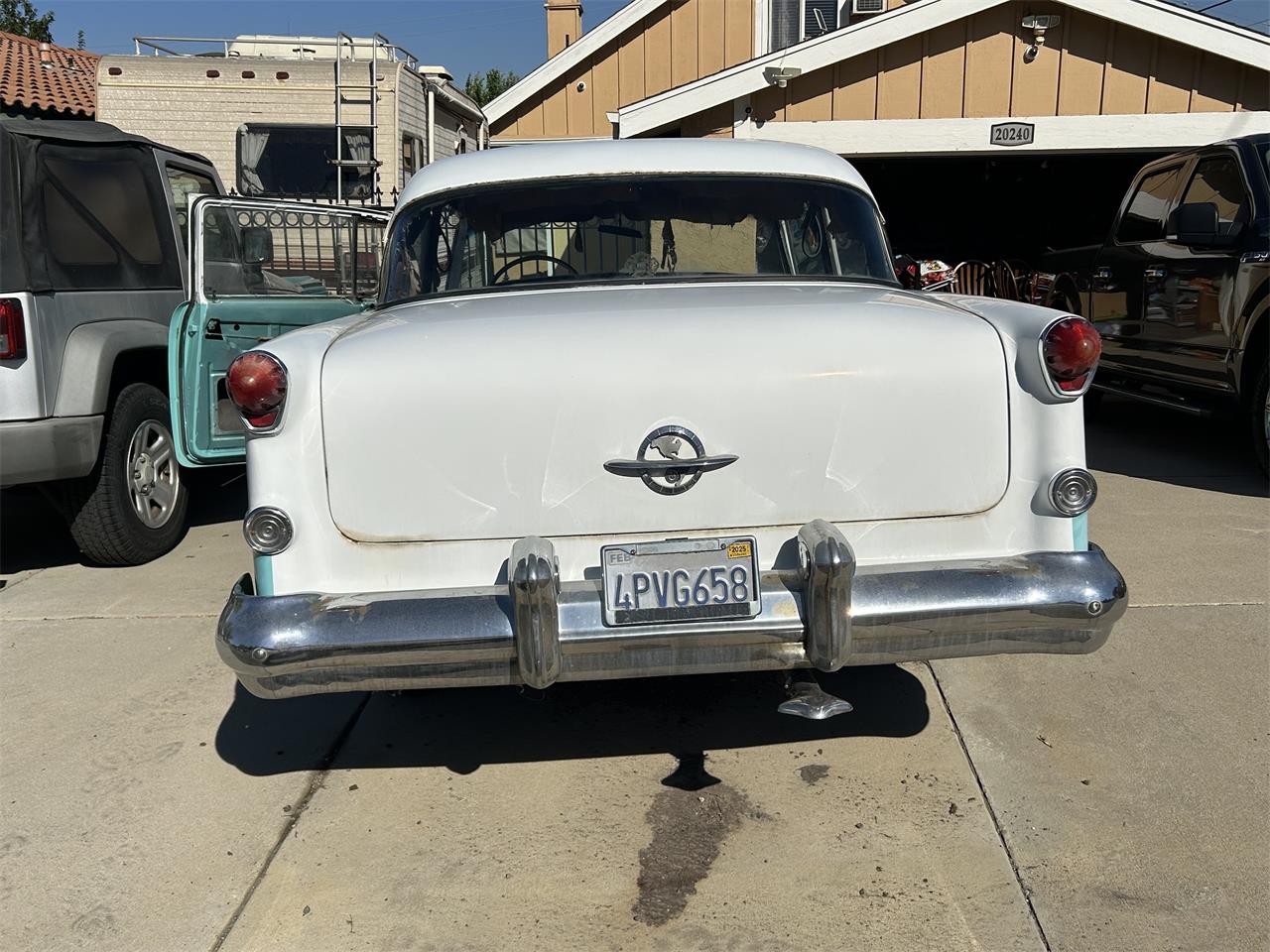 Oldsmobile-88-1954-Whiteblue-Used-4