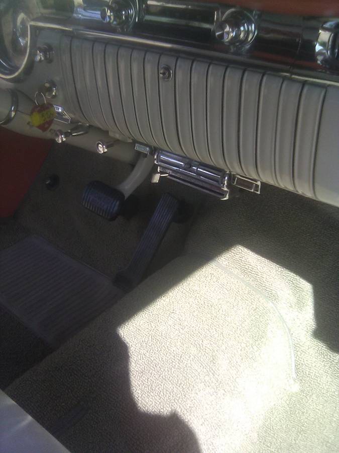 Oldsmobile-88-1955-2