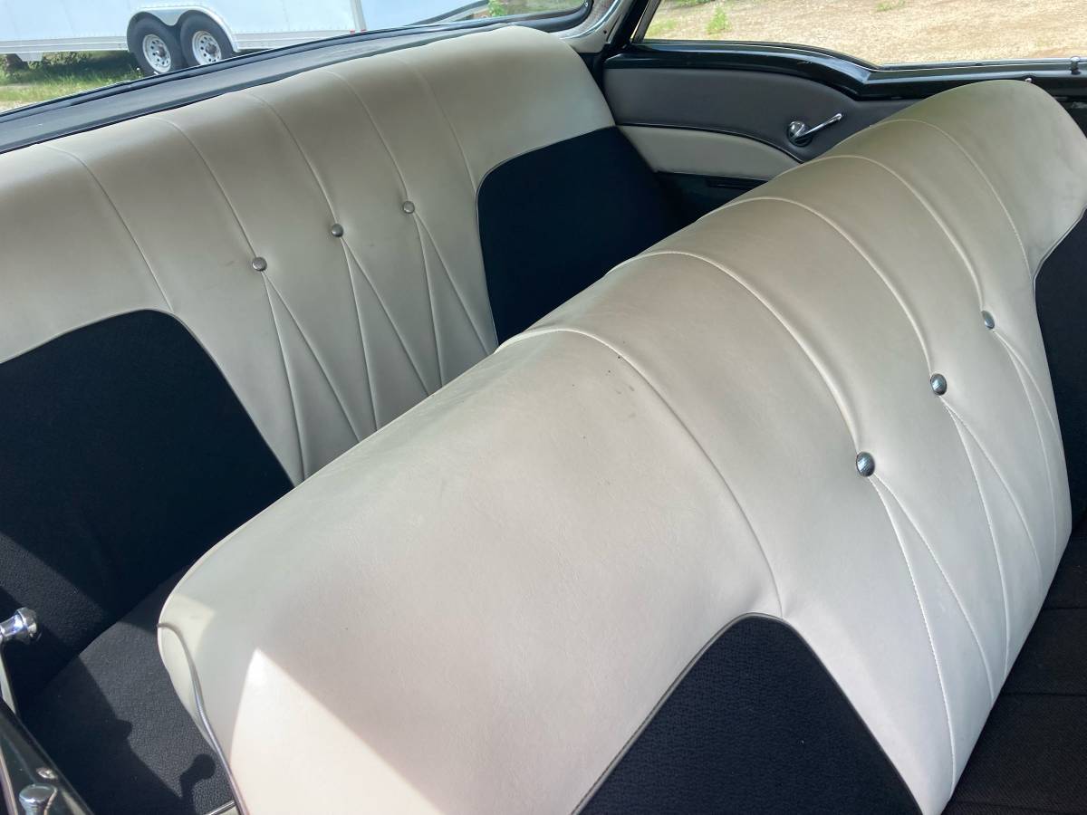 Oldsmobile-88-1956-black-4