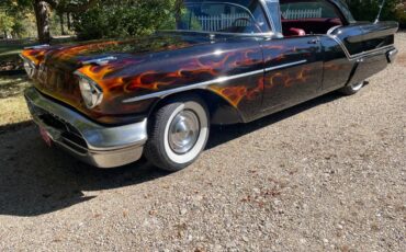 Oldsmobile-88-1957-black-2