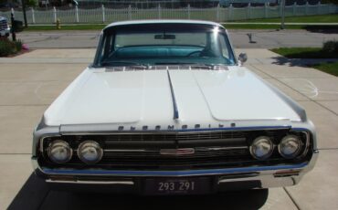Oldsmobile-88-1964-Provencial-White-Teal