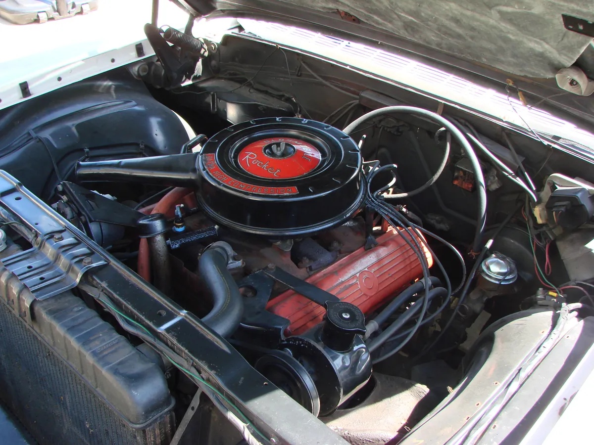 Oldsmobile-88-1964-Provencial-White-Teal-7