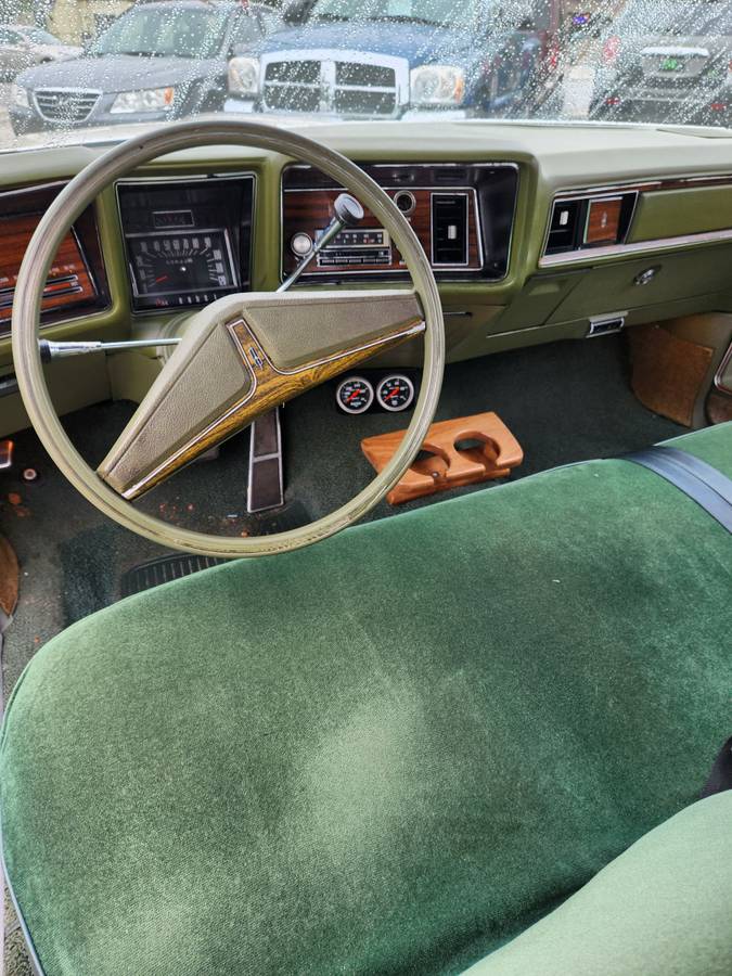 Oldsmobile-88-1971-custom-10