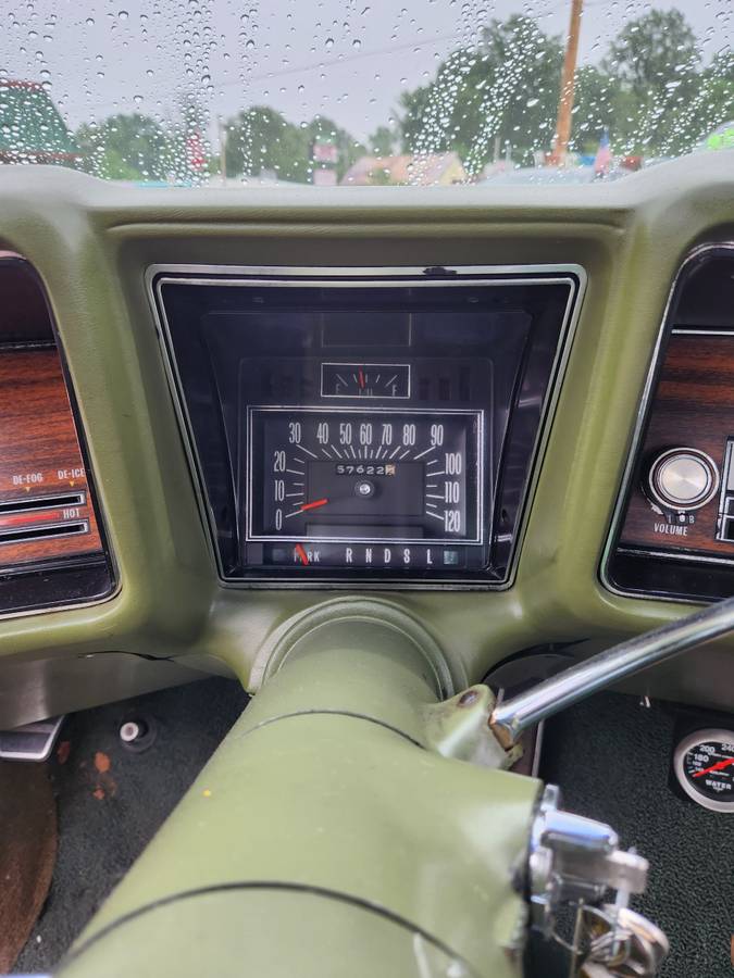 Oldsmobile-88-1971-custom-51
