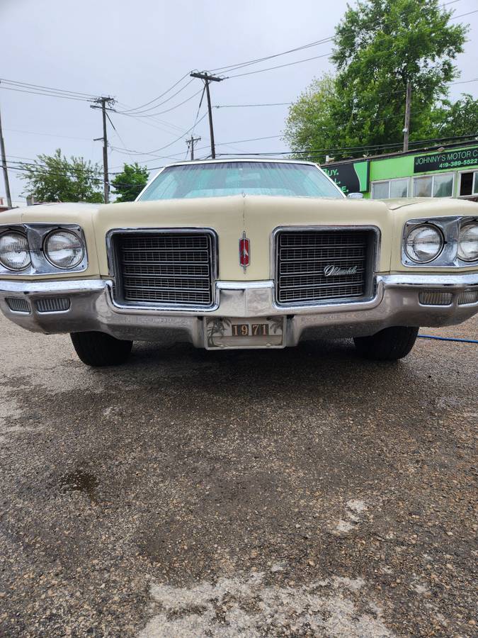Oldsmobile-88-1971-custom-83